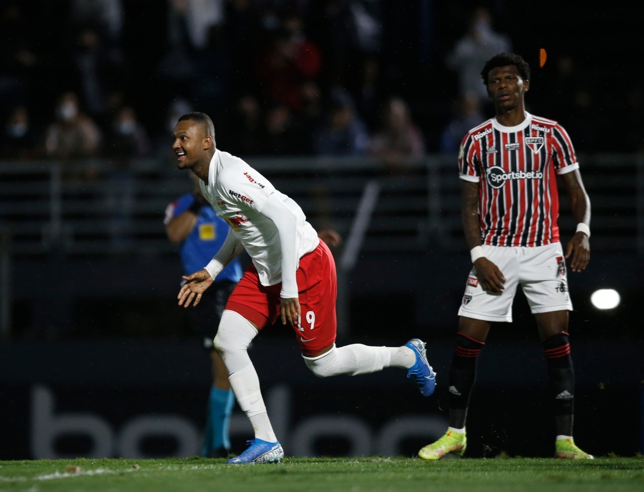 Red Bull Bragantino Vence O São Paulo No Campeonato Brasileiro